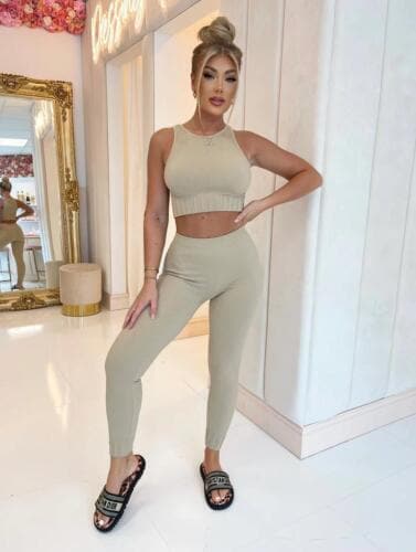 Girls Seamless Crop Top Bottom 2pcs Co-ord Ladies Loungewear Set Tracksuit UK - Remzs Fashion